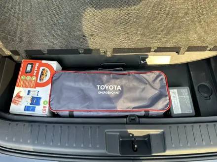 Toyota Highlander 2021 года за 32 000 000 тг. в Алматы – фото 16