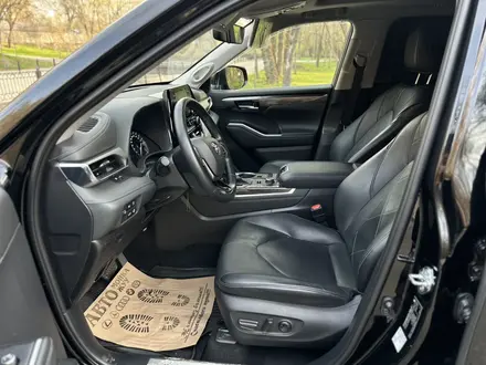 Toyota Highlander 2021 года за 32 000 000 тг. в Алматы – фото 25