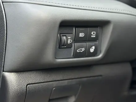 Toyota Highlander 2021 года за 32 000 000 тг. в Алматы – фото 33