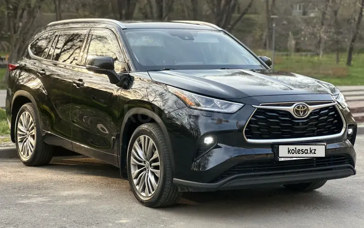 Toyota Highlander 2021 года за 32 000 000 тг. в Алматы