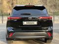 Toyota Highlander 2021 года за 32 000 000 тг. в Алматы – фото 8