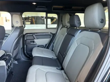 Land Rover Defender X-Dynamic SE 2025 года за 82 151 000 тг. в Усть-Каменогорск – фото 19