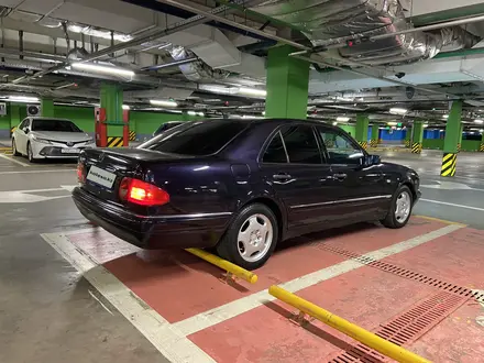 Mercedes-Benz E 280 1999 года за 3 950 000 тг. в Алматы – фото 3