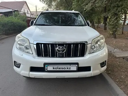 Toyota Land Cruiser Prado 2013 года за 15 900 000 тг. в Алматы