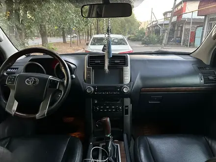 Toyota Land Cruiser Prado 2013 года за 15 900 000 тг. в Алматы – фото 7