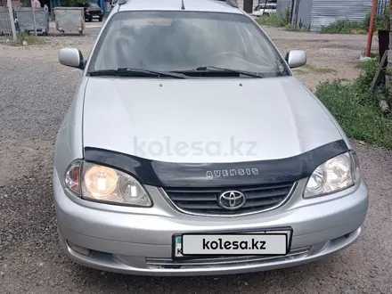 Toyota Avensis 2001 года за 2 800 000 тг. в Астана