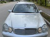 Mercedes-Benz C 320 2001 годаүшін4 500 000 тг. в Алматы – фото 2