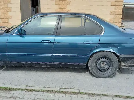 BMW 520 1992 года за 950 000 тг. в Сарыозек – фото 2