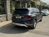 Hyundai Santa Fe 2020 года за 11 000 000 тг. в Алматы – фото 2