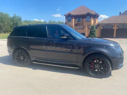 Land Rover Range Rover Sport 2021 года за 44 000 000 тг. в Актобе – фото 2