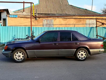 Mercedes-Benz E 230 1993 года за 1 600 000 тг. в Тараз – фото 11