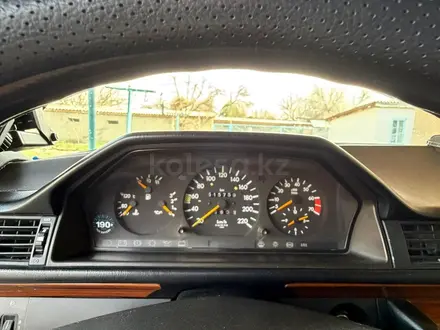 Mercedes-Benz E 230 1993 года за 1 600 000 тг. в Тараз – фото 20