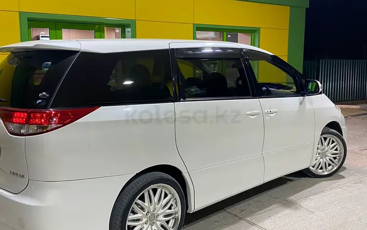 Toyota Estima 2010 года за 5 500 000 тг. в Атырау