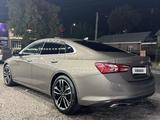 Chevrolet Malibu 2022 года за 9 500 000 тг. в Шымкент – фото 3