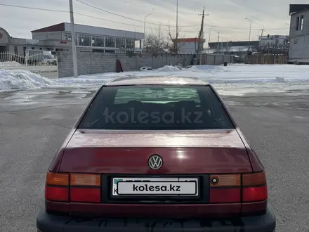 Volkswagen Vento 1993 года за 1 400 000 тг. в Шымкент – фото 4