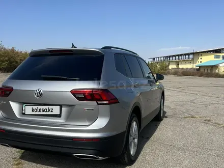 Volkswagen Tiguan 2020 года за 12 500 000 тг. в Алматы – фото 2