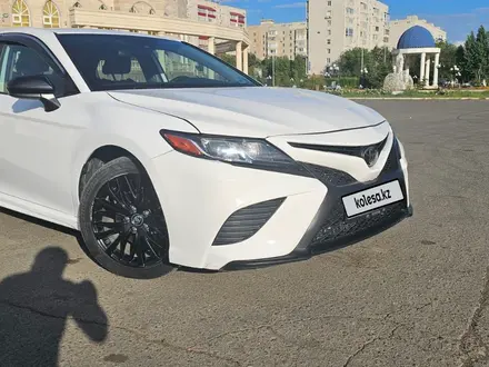 Toyota Camry 2020 года за 12 500 000 тг. в Уральск – фото 30