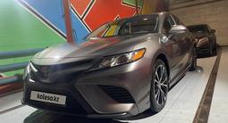 Toyota Camry 2019 года за 13 800 000 тг. в Алматы – фото 3