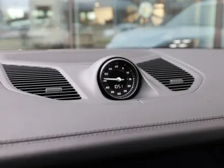 Porsche Cayenne GTS 2025 года за 123 643 800 тг. в Алматы – фото 18