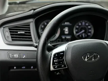 Hyundai Sonata 2018 года за 7 200 000 тг. в Шымкент – фото 8
