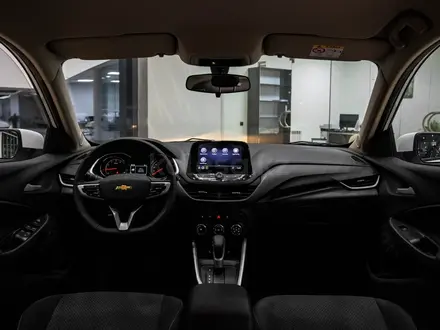 Chevrolet Onix Premier 1 2025 года за 7 290 000 тг. в Шымкент – фото 4