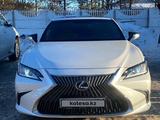Lexus ES 250 2018 года за 21 000 000 тг. в Павлодар