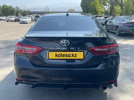 Toyota Camry 2021 года за 9 647 750 тг. в Алматы – фото 5
