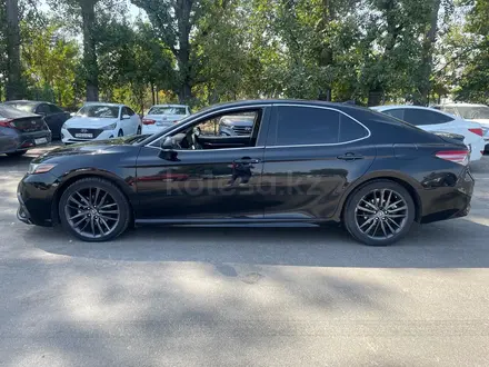 Toyota Camry 2021 года за 9 647 750 тг. в Алматы – фото 8