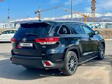 Toyota Highlander 2017 года за 16 900 000 тг. в Алматы – фото 4