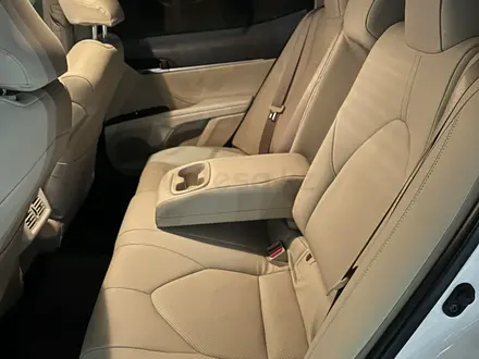 Toyota Camry 2022 года за 12 400 000 тг. в Астана – фото 9