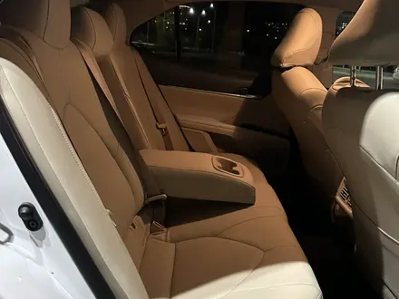 Toyota Camry 2022 года за 12 400 000 тг. в Астана – фото 11