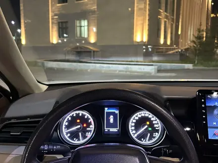 Toyota Camry 2022 года за 12 400 000 тг. в Астана – фото 20