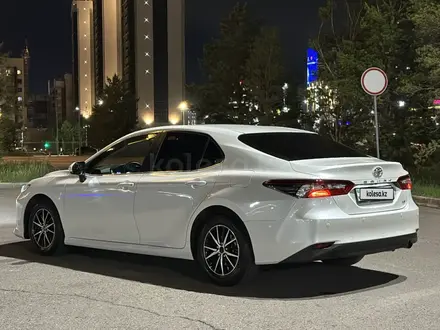 Toyota Camry 2022 года за 12 400 000 тг. в Астана – фото 7