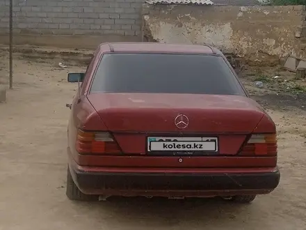 Mercedes-Benz E 200 1989 года за 1 400 000 тг. в Шымкент – фото 5