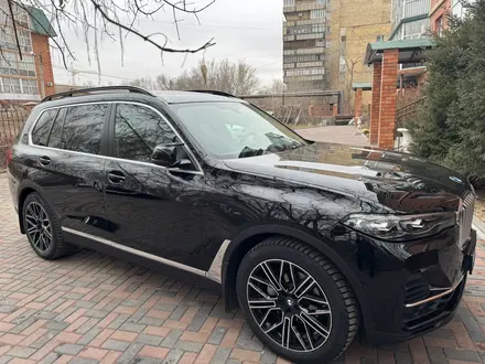 BMW X7 2019 года за 38 000 000 тг. в Караганда – фото 4