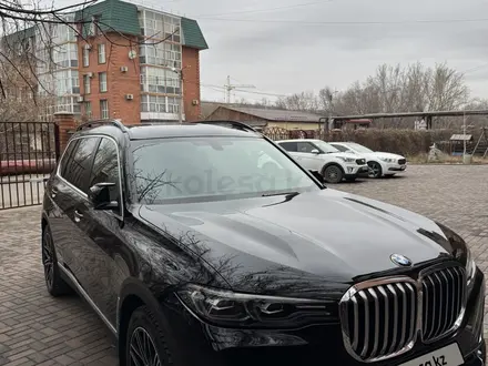 BMW X7 2019 года за 38 000 000 тг. в Караганда – фото 3