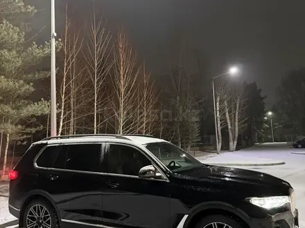BMW X7 2019 года за 38 000 000 тг. в Караганда