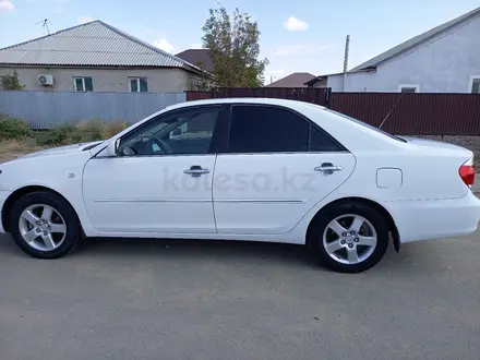 Toyota Camry 2006 года за 4 800 000 тг. в Атырау – фото 13