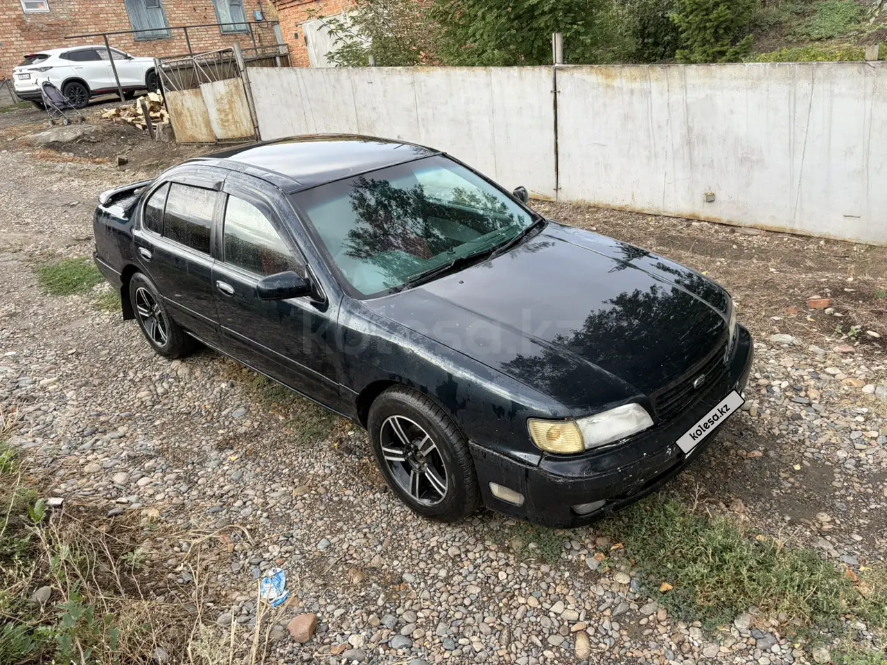 Nissan Cefiro, 1995