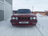 BMW 520 1992 года за 600 000 тг. в Акколь (Аккольский р-н) – фото 2