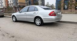 Mercedes-Benz E 320 2002 года за 5 200 000 тг. в Астана