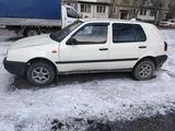 Volkswagen Golf 1993 годаfor1 200 000 тг. в Караганда