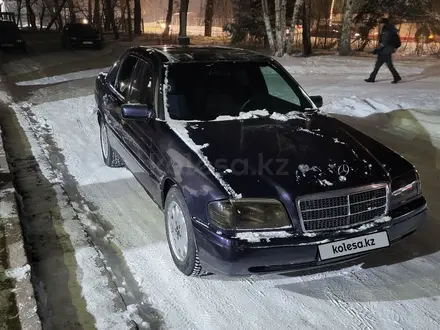 Mercedes-Benz C 200 1994 года за 1 300 000 тг. в Усть-Каменогорск – фото 2