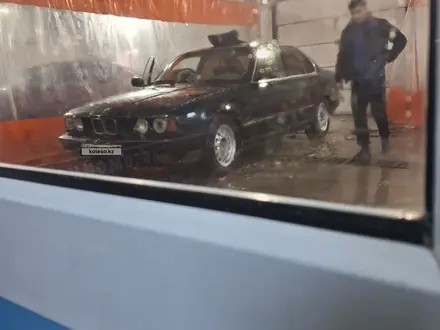 BMW 520 1993 года за 1 600 000 тг. в Астана – фото 3