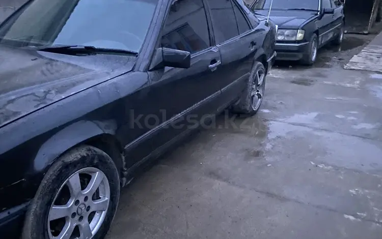 Mercedes-Benz E 200 1989 годаfor1 000 000 тг. в Тараз