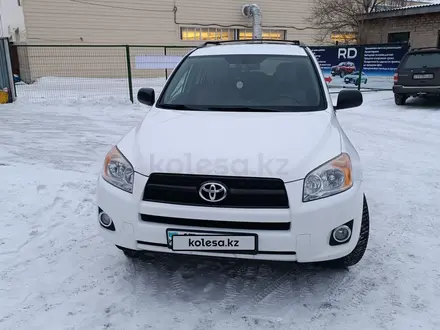 Toyota RAV4 2011 года за 7 200 000 тг. в Кокшетау