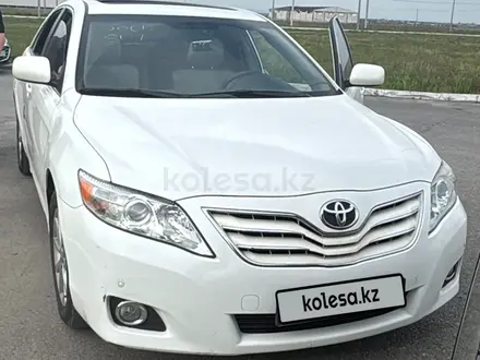 Toyota Camry 2010 года за 5 800 000 тг. в Актау
