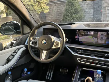 BMW X7 2023 года за 59 900 000 тг. в Алматы – фото 18