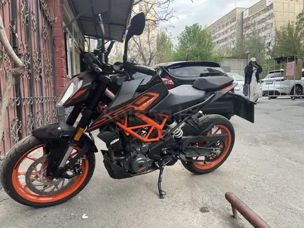 KTM  Duke 250 2021 года за 2 000 000 тг. в Алматы – фото 2