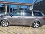 Toyota Sienna 2015 годаfor14 000 000 тг. в Астана – фото 3